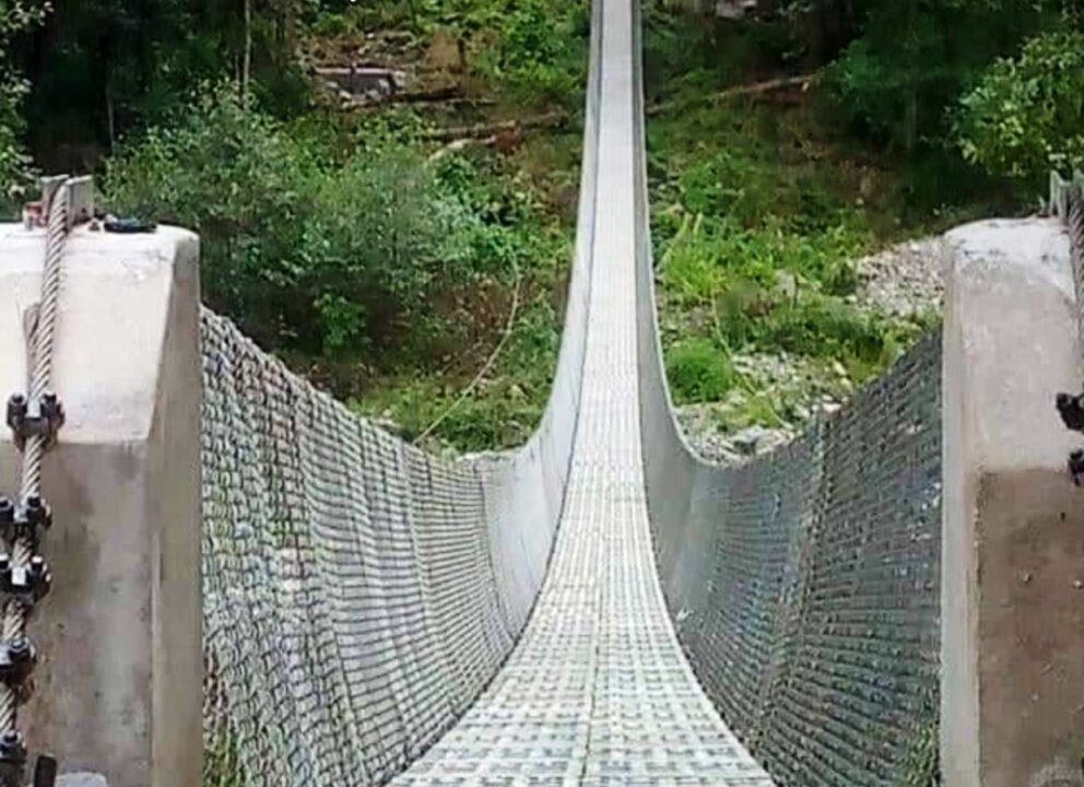 भीमफेदी ८ को ईपा खोलामा बन्यो, १ सय ९० मिटरको झोलुङ्गे पुल