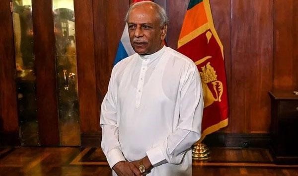 श्रीलंकाको प्रधानमन्त्रीमा दिनेश गुणवर्द्धनाले लिए शपथ